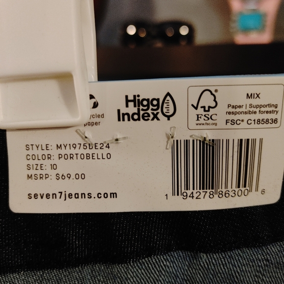 Seven7 Dark Blue Strechty Skinny Pants with Tummy Control, Size 10 - Picture 6 of 6